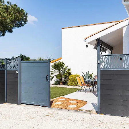 Les Palmyriennes-3 By Interhome *