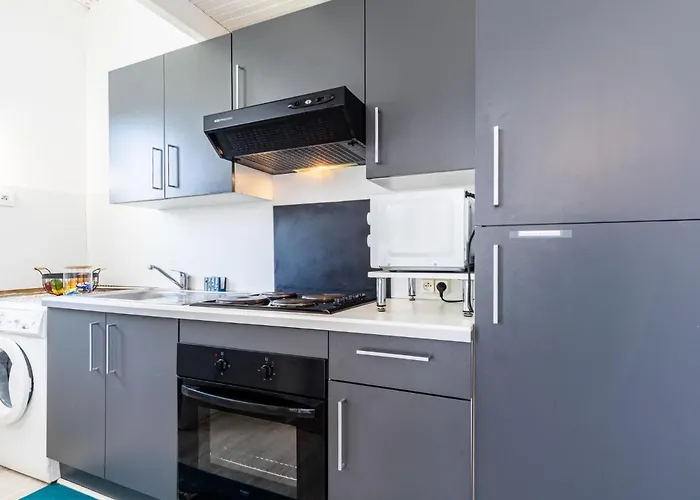 Les Palmyriennes-3 By Interhome Сasa de vacaciones *